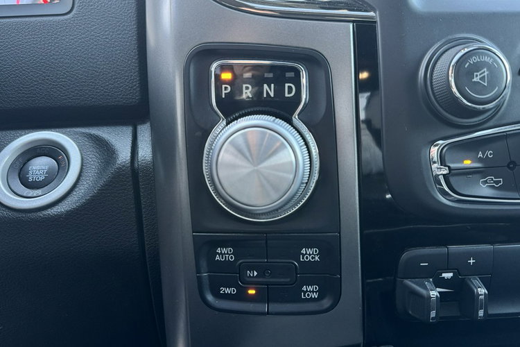 Dodge RAM RAM 2018 SPORT 5.7HEMI Kam cofania Wentyle Szyber Alpine Grzana kierow zdjęcie 12