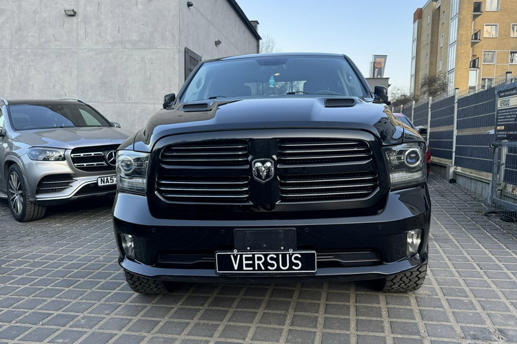 Dodge RAM RAM 2018 SPORT 5.7HEMI Kam cofania Wentyle Szyber Alpine Grzana kierow zdjęcie 2