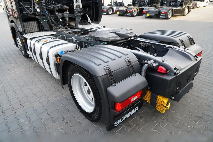 Scania S 500 / RETARDER / LOW DECK / MEGA / BAKI 1 400 L / KLIMA POSTOJOWA / PO ZŁOTYM KONTRAKCIE SERWISOWYM / zdjęcie 14