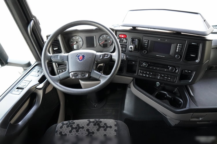 Scania S 500 / RETARDER / LOW DECK / MEGA / BAKI 1 400 L / KLIMA POSTOJOWA / PO ZŁOTYM KONTRAKCIE SERWISOWYM / zdjęcie 29