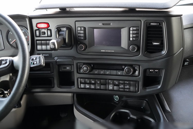 Scania S 500 / RETARDER / LOW DECK / MEGA / BAKI 1 400 L / KLIMA POSTOJOWA / PO ZŁOTYM KONTRAKCIE SERWISOWYM / zdjęcie 30