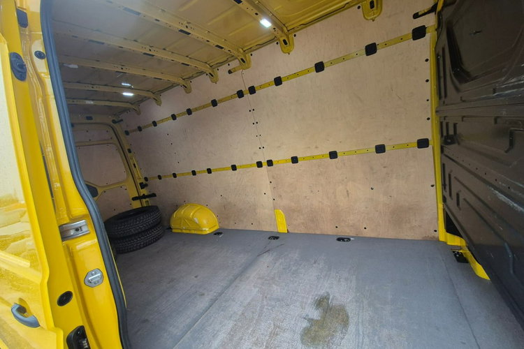 Crafter Volkswagen Crafter 35 2.0 TDi DSG / MAXI / LONG /Model 21 zdjęcie 36