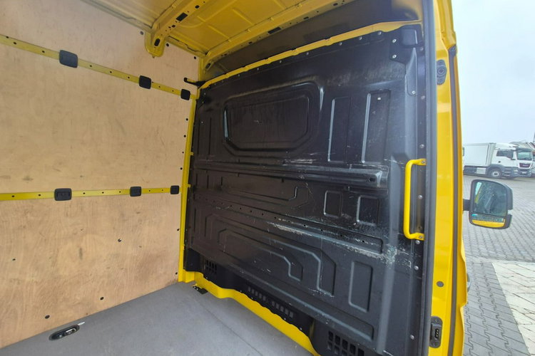 Crafter Volkswagen Crafter 35 2.0 TDi DSG / MAXI / LONG /Model 21 zdjęcie 37