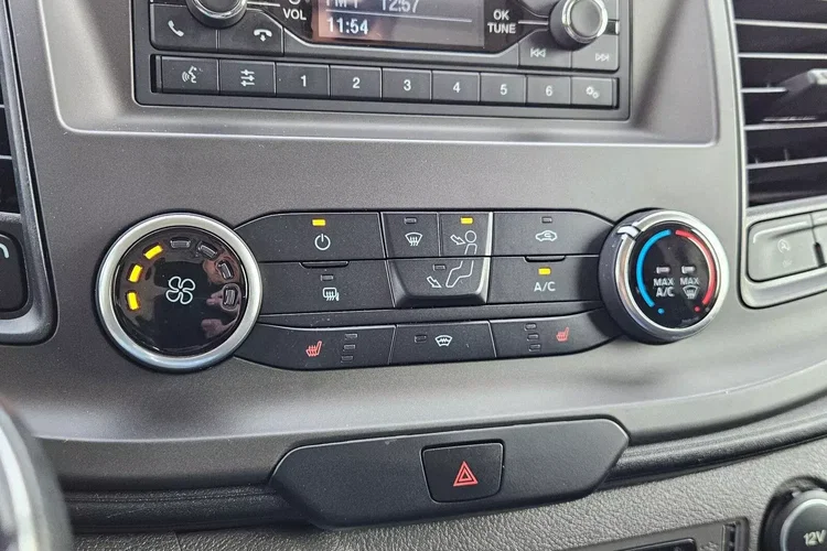 Ford transit-custom L2H1 *59999zł NETTO* 2.0TdCi/131KM zdjęcie 28