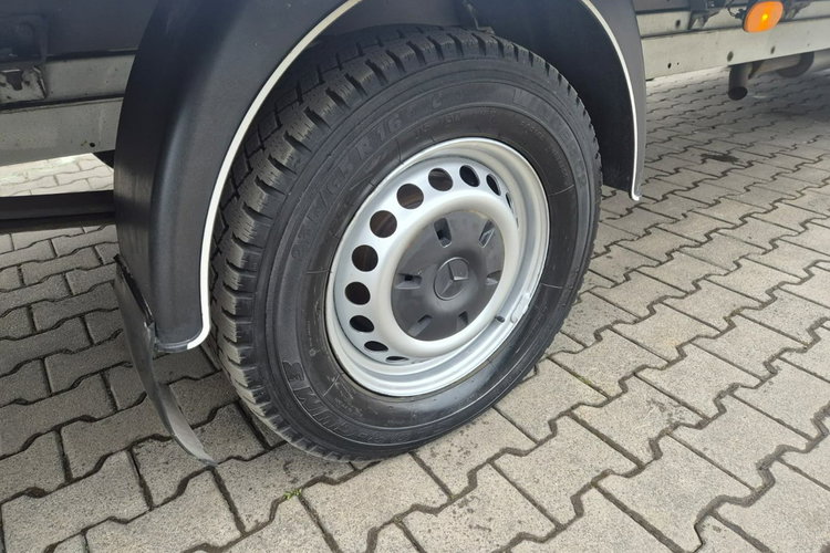 Sprinter Mercedes-Benz Sprinter 316 CDi / KONTENER / WINDA / TEMPOMAT zdjęcie 18
