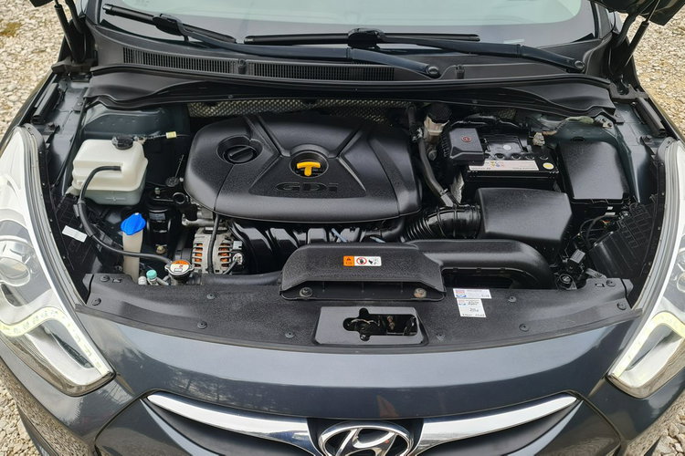 Hyundai i40 2.0 GDI 177KM # Automat # NAVI # Climatronic # Kamera # Śliczny zdjęcie 32