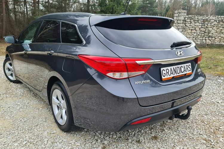 Hyundai i40 2.0 GDI 177KM # Automat # NAVI # Climatronic # Kamera # Śliczny zdjęcie 4