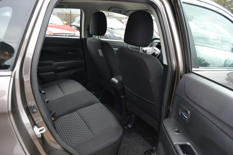 Mitsubishi ASX Piękny ASX * Klimatyzacja*Alufelgi*1.6 117KM*Zadbany*HAK* zdjęcie 12