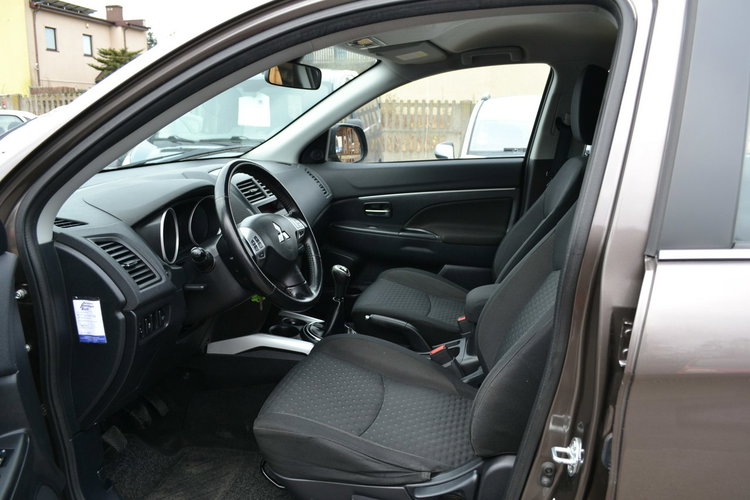 Mitsubishi ASX Piękny ASX * Klimatyzacja*Alufelgi*1.6 117KM*Zadbany*HAK* zdjęcie 6