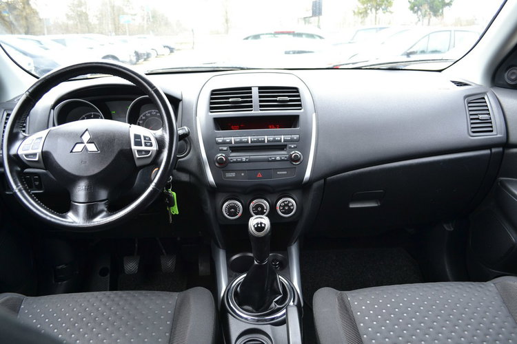 Mitsubishi ASX Piękny ASX * Klimatyzacja*Alufelgi*1.6 117KM*Zadbany*HAK* zdjęcie 8