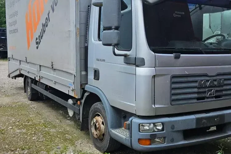 MAN TGL 12.210 zdjęcie 5