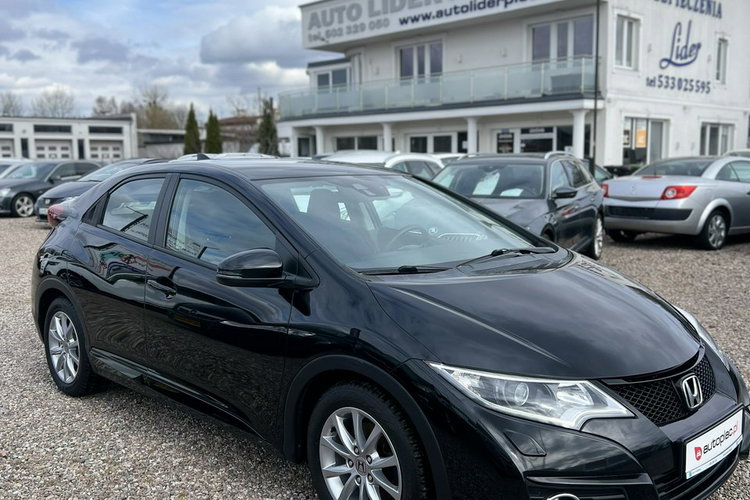 Honda Civic 5DR zdjęcie 2