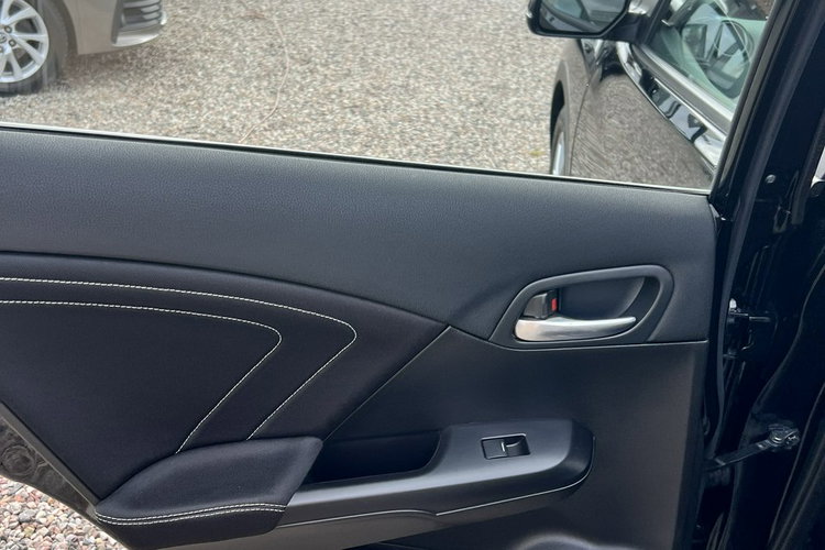 Honda Civic 5DR zdjęcie 8