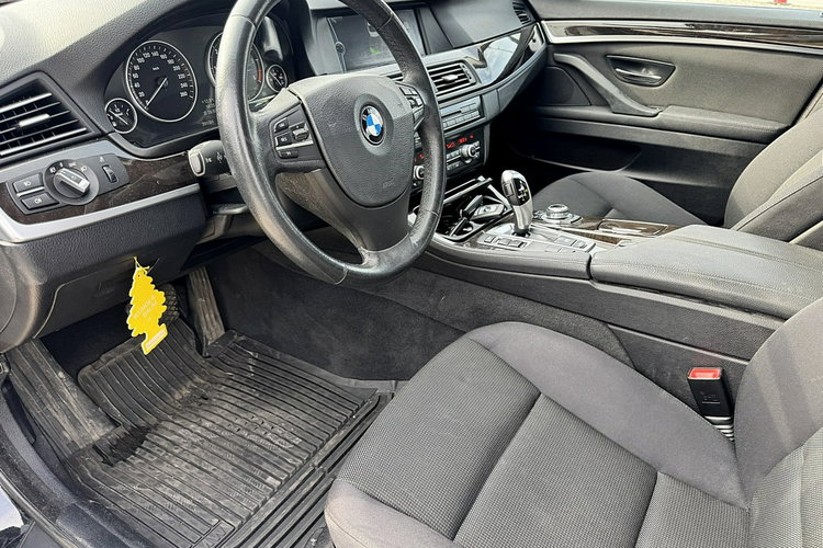 BMW 525 NAVI PDC Climatronic zdjęcie 10