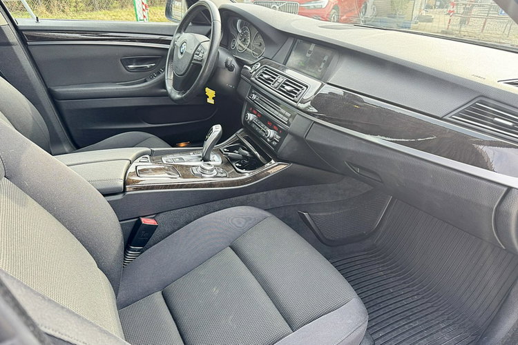 BMW 525 NAVI PDC Climatronic zdjęcie 11
