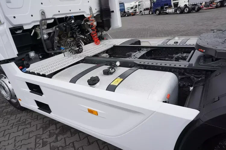 Mercedes ACTROS / 1845 / E 6 / MP 5 / I - COOL / RETARDER / BOGATA WERSJA zdjęcie 10