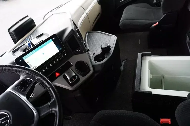 Mercedes ACTROS / 1845 / E 6 / MP 5 / I - COOL / RETARDER / BOGATA WERSJA zdjęcie 9