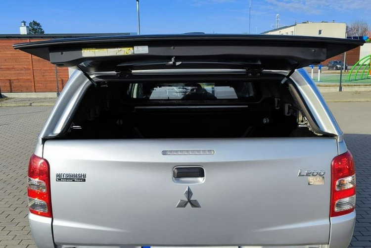 Mitsubishi L200 zdjęcie 6