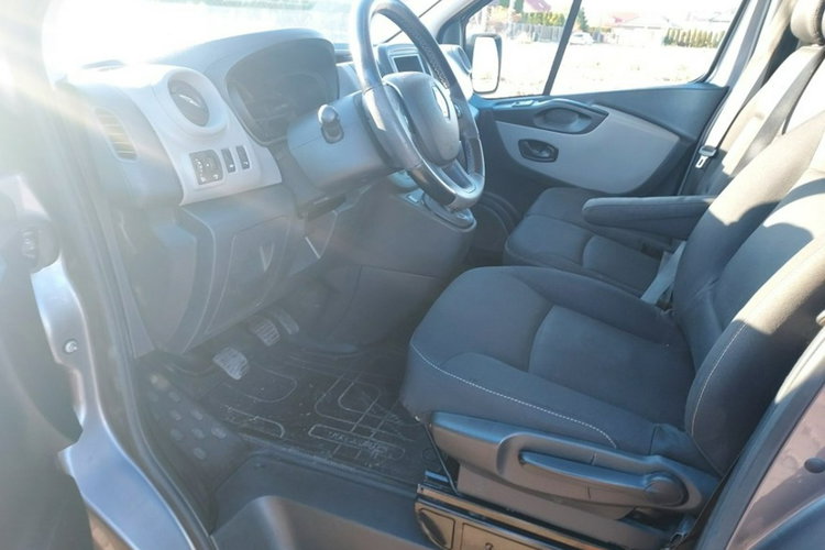 Renault Trafic zdjęcie 13