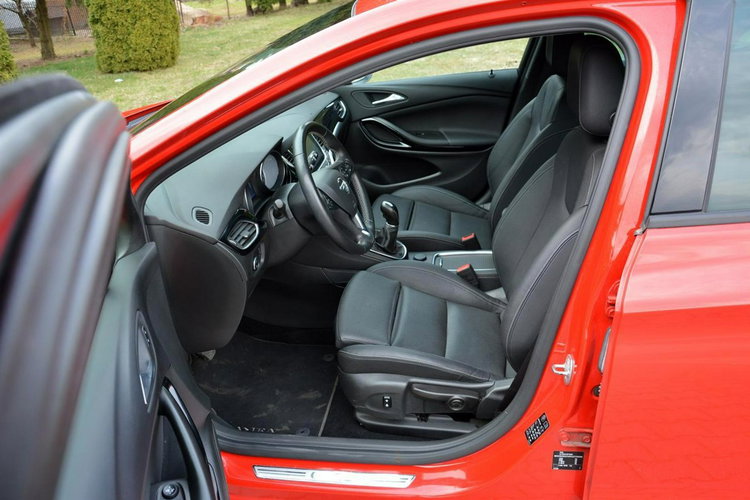 Opel Astra Matrix Full Led Navi Kamera 2XParktronic Keyless go Aso zdjęcie 21