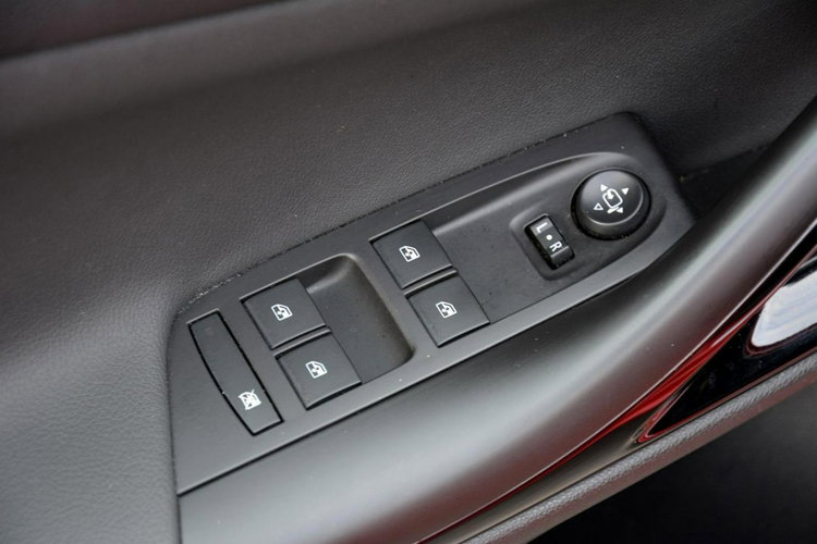 Opel Astra Matrix Full Led Navi Kamera 2XParktronic Keyless go Aso zdjęcie 33