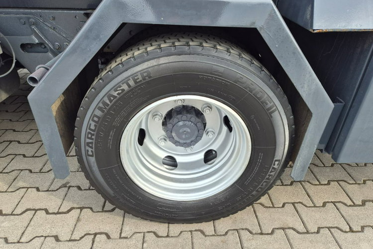 EuroCargo 100ME18 Iveco EuroCargo ML 100 E18 / CYSTERNA / MINICYSTERNA zdjęcie 16