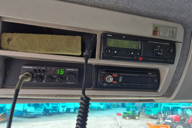 EuroCargo 100ME18 Iveco EuroCargo ML 100 E18 / CYSTERNA / MINICYSTERNA zdjęcie 40