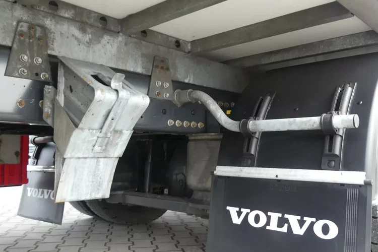 Volvo FL 16.250 / EURO 6 / KONTENER + WINDA / OTWIERANY BOK / zdjęcie 18