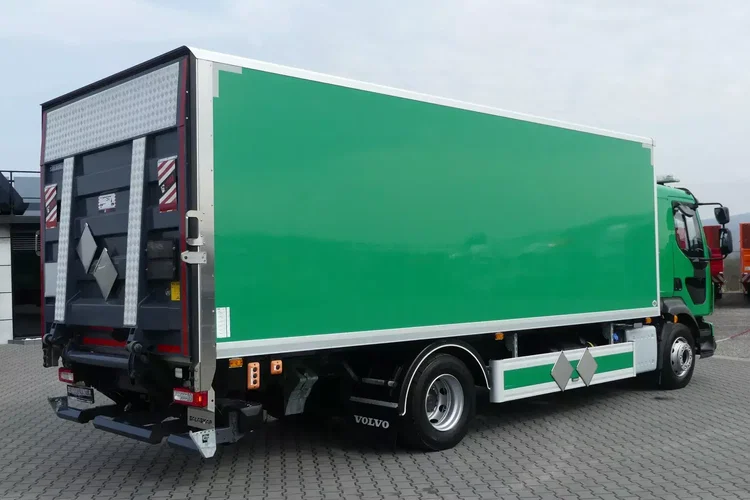 Volvo FL 16.250 / EURO 6 / KONTENER + WINDA / OTWIERANY BOK / zdjęcie 9