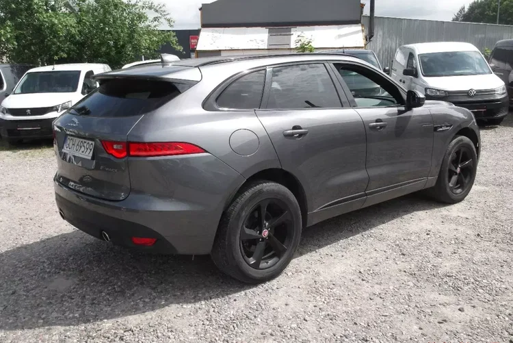 Jaguar f-pace zdjęcie 27