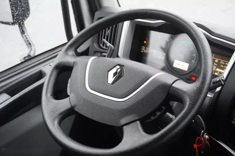 Renault D210 12T / Chłodnia Bitemperatura / 10 sztuk zdjęcie 23