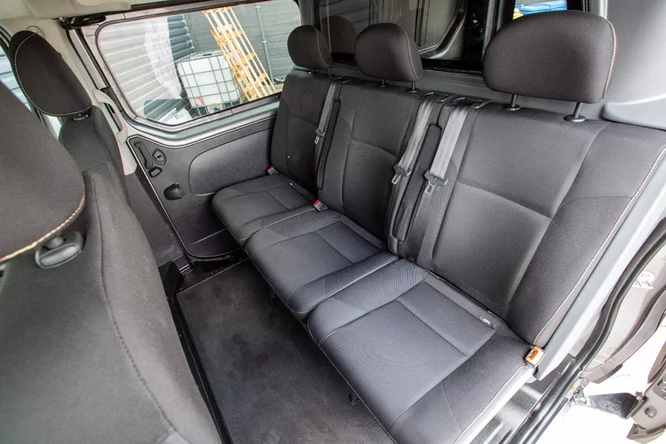 Renault Trafic L2H1 BRYGADOWY 5-OSÓB Long zdjęcie 19