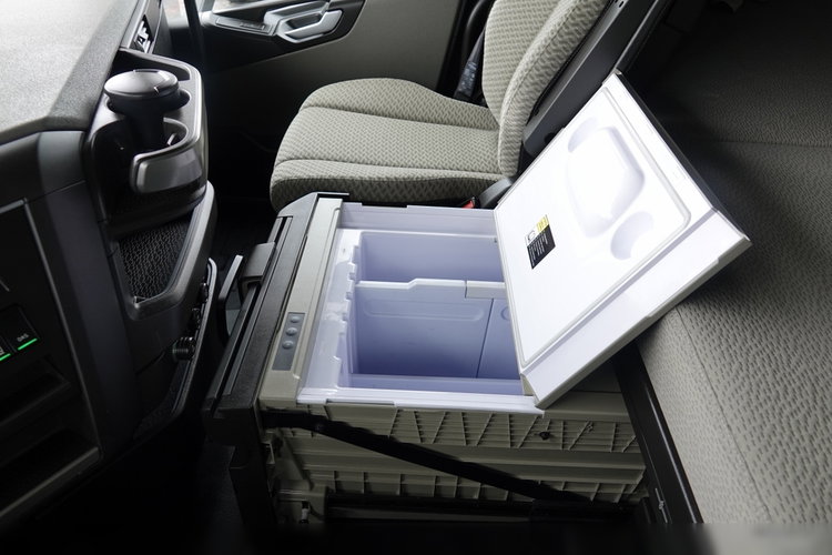 Volvo FH 500 / I-SAVE / KLIMATYZACJA POSTOJOWA / I-SHIFT / ALUFELGI zdjęcie 26