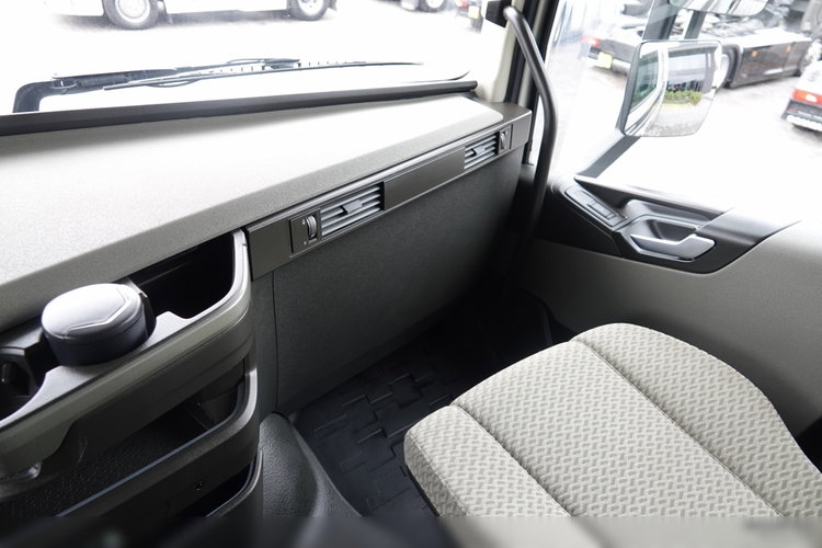 Volvo FH 500 / I-SAVE / KLIMATYZACJA POSTOJOWA / I-SHIFT / ALUFELGI zdjęcie 32