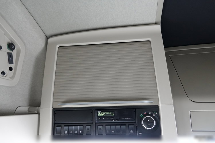 Volvo FH 500 / I-SAVE / KLIMATYZACJA POSTOJOWA / I-SHIFT / ALUFELGI zdjęcie 33