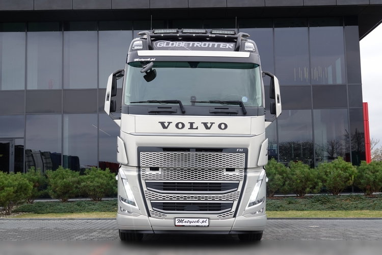 Volvo FH 500 / I-SAVE / KLIMATYZACJA POSTOJOWA / I-SHIFT / ALUFELGI zdjęcie 3