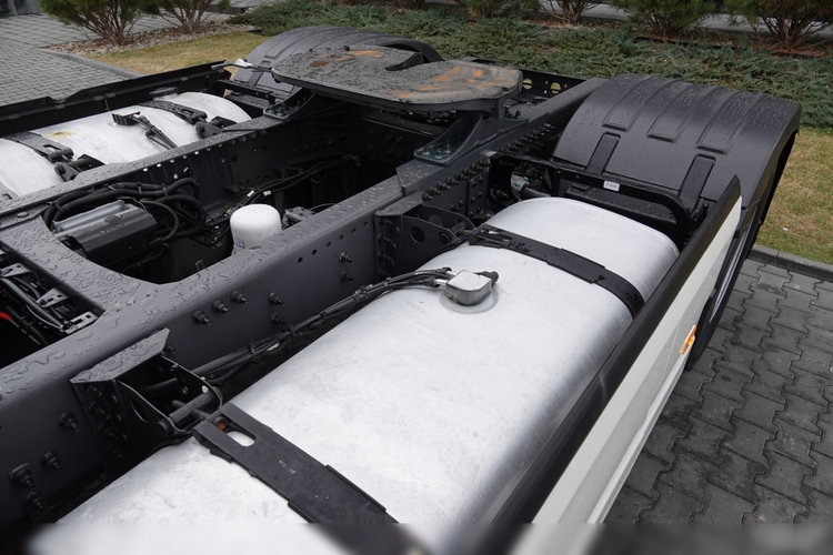 Volvo FH 500 / KLIMATYZACJA POSTOJOWA / I-SHIFT /  zdjęcie 12