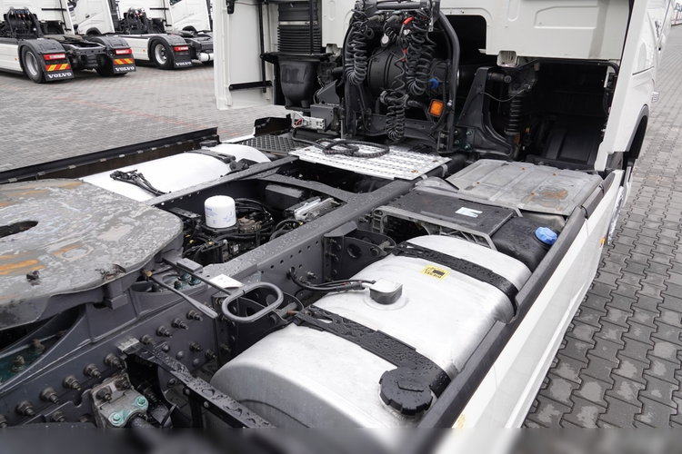 Volvo FH 500 / KLIMATYZACJA POSTOJOWA / I-SHIFT /  zdjęcie 16