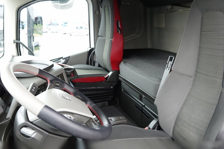 Volvo FH 500 / KLIMATYZACJA POSTOJOWA / I-SHIFT /  zdjęcie 24