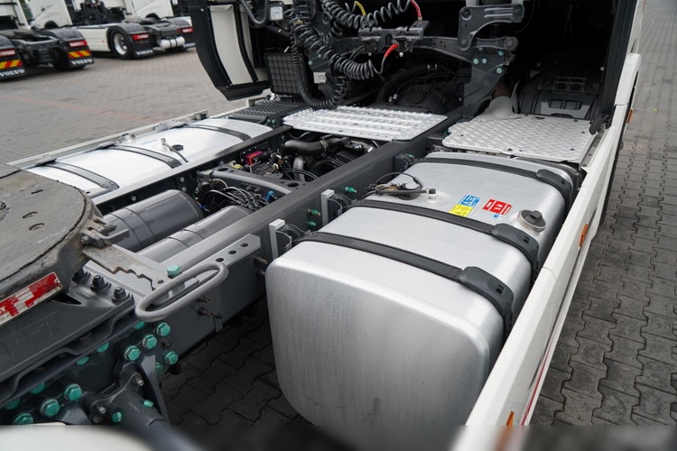 Scania S 500 / RETARDER / KLIMATYZACJA POSTOJOWA / OPONY 100% / EURO 6 zdjęcie 16