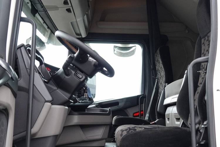 Scania R 450 / RETARDER / KLIMATYZACJA POSTOJOWA /  zdjęcie 23