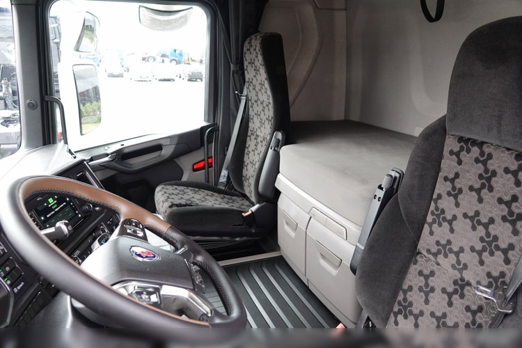 Scania R 450 / RETARDER / KLIMATYZACJA POSTOJOWA /  zdjęcie 24