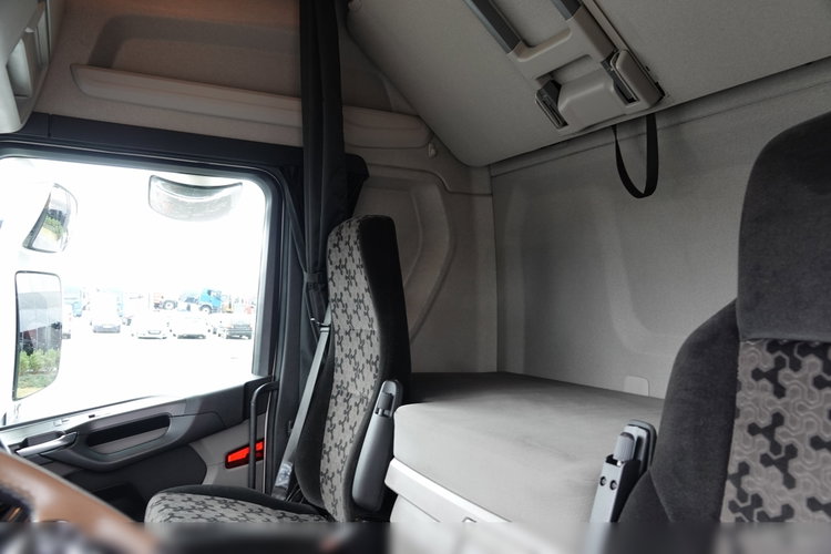 Scania R 450 / RETARDER / KLIMATYZACJA POSTOJOWA /  zdjęcie 25