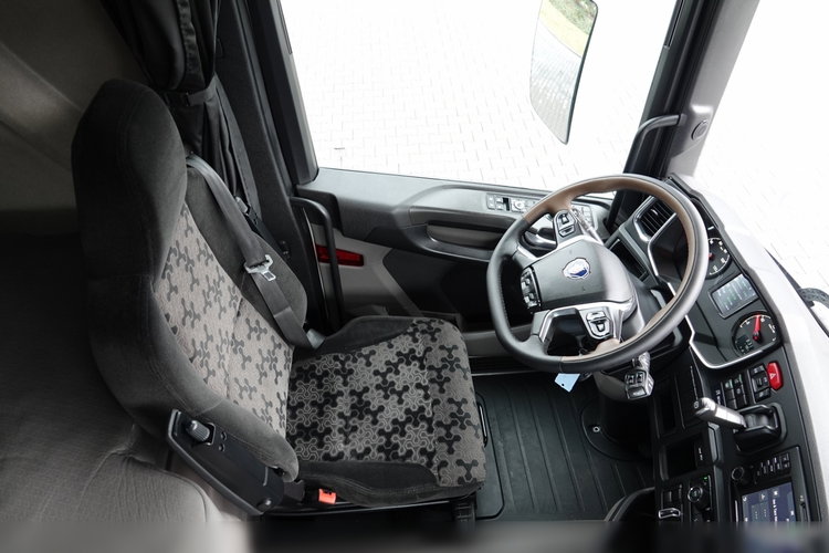 Scania R 450 / RETARDER / KLIMATYZACJA POSTOJOWA /  zdjęcie 26