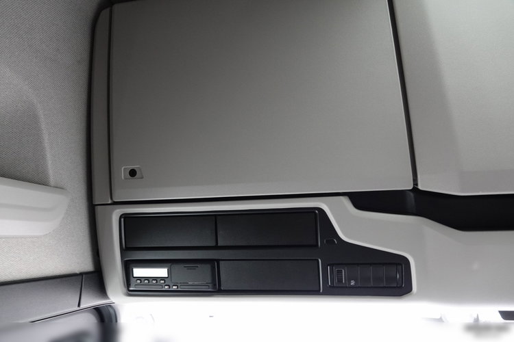 Scania R 450 / RETARDER / KLIMATYZACJA POSTOJOWA /  zdjęcie 32