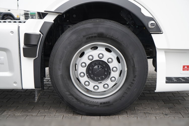 MAN TGX 18.480 / GM / RETARDER / KLIMA POSTOJOWA / NAVI zdjęcie 19