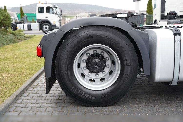 MAN TGX 18.480 / GM / RETARDER / KLIMA POSTOJOWA / NAVI zdjęcie 21