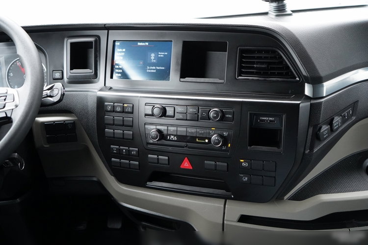 MAN TGX 18.480 / GM / RETARDER / KLIMA POSTOJOWA / NAVI zdjęcie 31