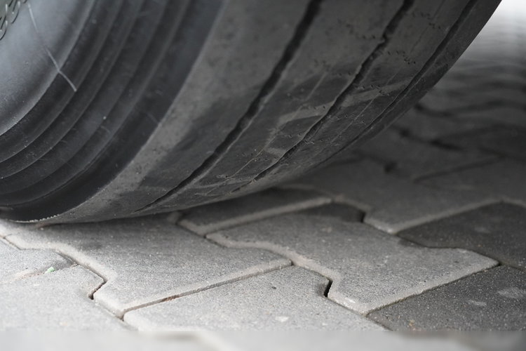 MAN TGX 18.480 / GM / RETARDER / KLIMA POSTOJOWA / NAVI zdjęcie 19