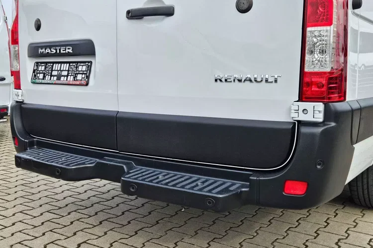 Renault Master L4H2 119999zł Netto Brygadówka 7 osób 2.3 dCi/145KM zdjęcie 12